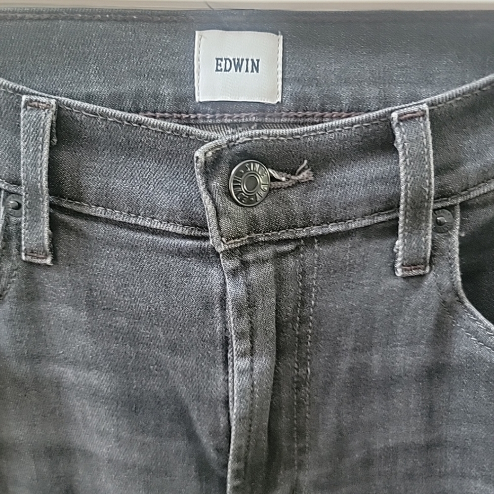EDWIN Bree Raw HEM STRAIGHT JEANS FADED BLACK Size 27 ORGANIC COTTON USA - Picture 3 of 6